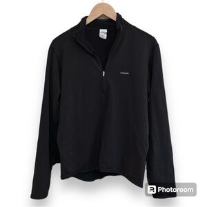 Patagonia Insulated 1/2 Zip Long Sleeve Black Top Men's Medium